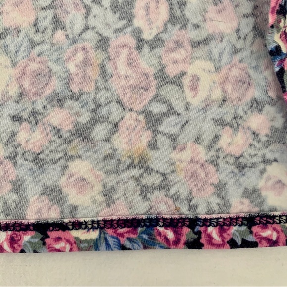 Forever 21 Floral Mock-Neck Crop Top - Picture 6 of 6